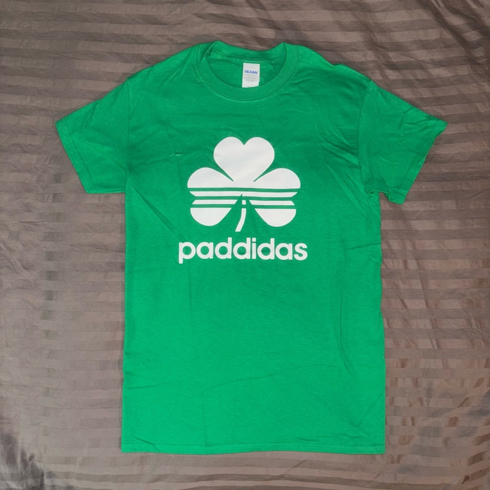 NWOT Green Paddidas Irish Graphic Tee